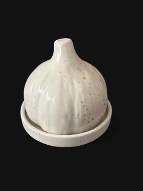 Garlic Keeper